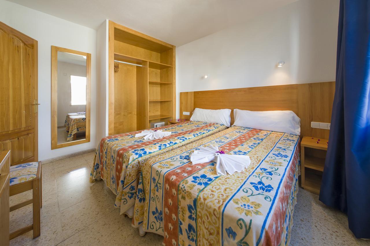 Apartamentos Green Line Bon Sol - Ab Group Playa d'en Bossa Exterior photo